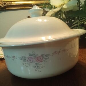 Pfaltzgraff 2 Quart Casserole Bowl